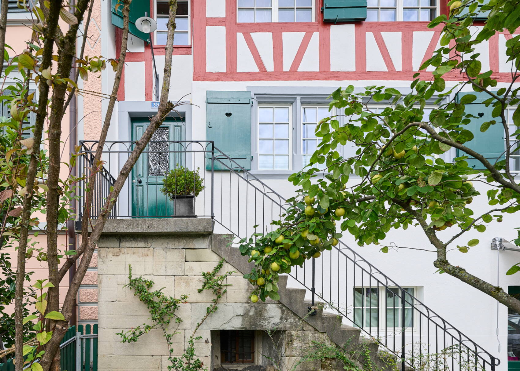 bauwerkstadt_meilen_sanierung_fassade_denkmalschutz_2025_fotogataric_028.jpg